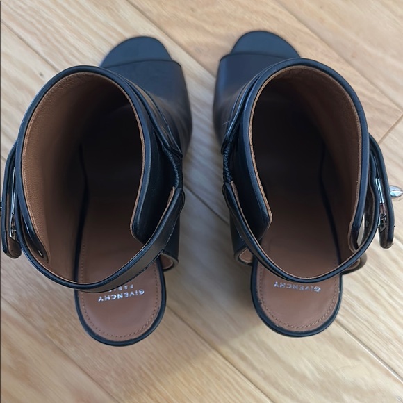 Givenchy Black Women's Shoes - Picture 5 of 5